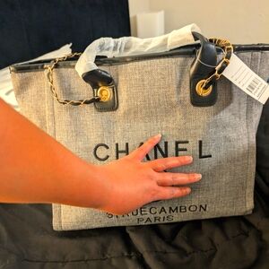 Deauville C. Tote